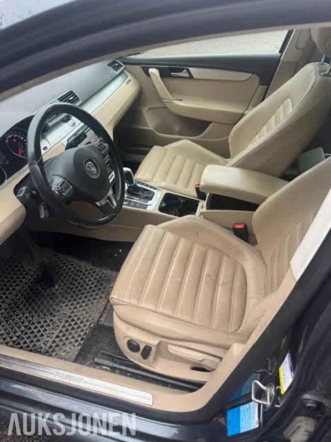 2011 Volkswagen Passat Highline 2.0 TDI 170hk 4MOTION Automat, Soltak
